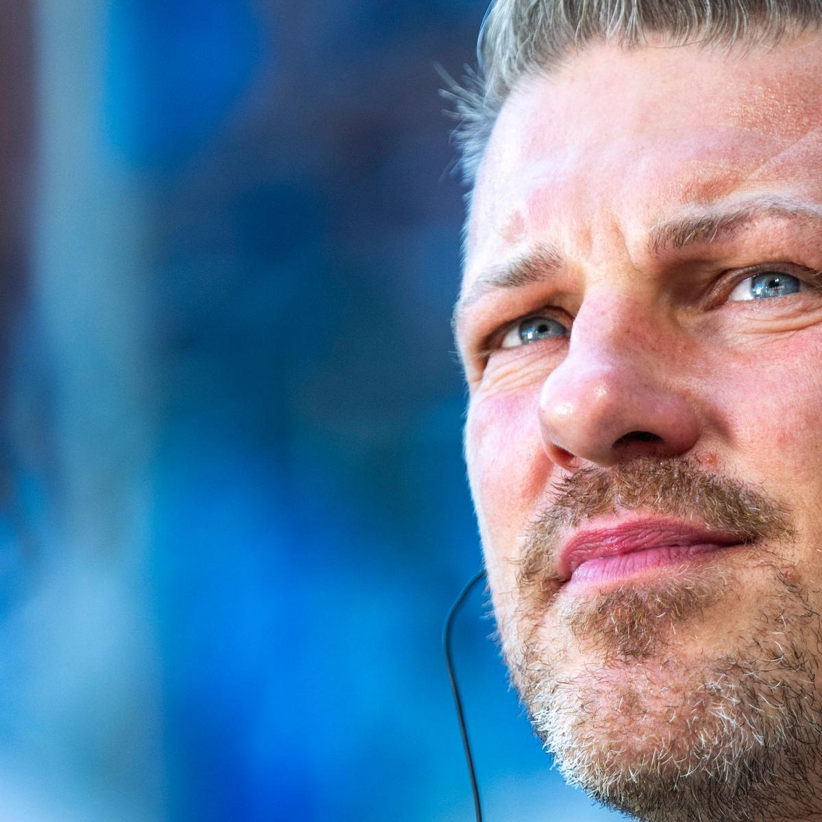 Emotional und Mann der klaren Worte: Lukas Kwasniok. - Foto: David Inderlied/dpa