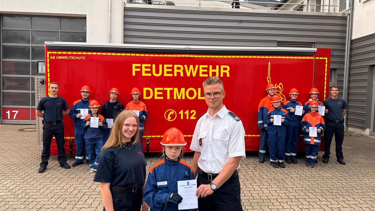 FW-DT: Zehn Jugendliche bestehen Jugendflamme Stufe 1! - Foto: presseportal.de