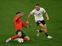 Im Juni gehörte Diogo Jota (r.) zu Portugals Siegermannschaft in der Nations League.  - Foto: Peter Kneffel/dpa
