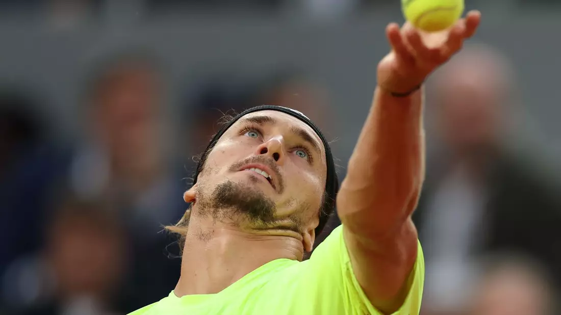 Alexander Zverev ist in Paris im Viertelfinale ausgeschieden. - Bild: Marcin Cholewinski/ZUMA Press Wire/dpa