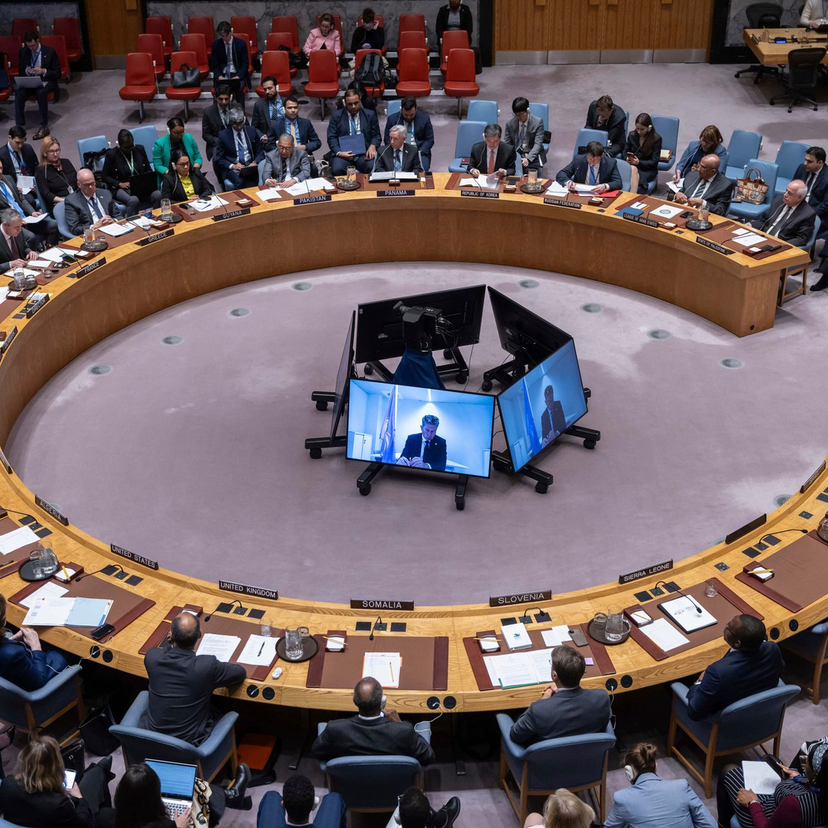 Die USA verhindern mit ihrem Veto eine Resolution für eine sofortige Waffenruhe in Gaza.     - Foto: Yuki Iwamura/FR171758 AP/dpa