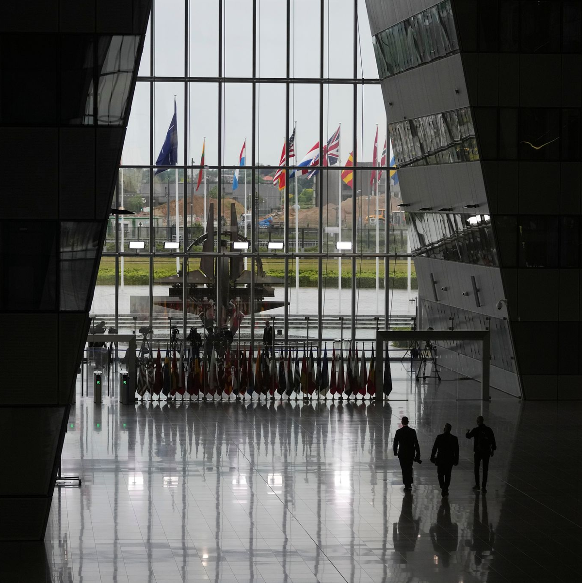 Sollen die Verteidigungsausgaben in allen Nato-Staaten auf fünf Prozent des Bruttoinlandsproduktes (BIP) steigen? - Foto: Virginia Mayo/AP/dpa