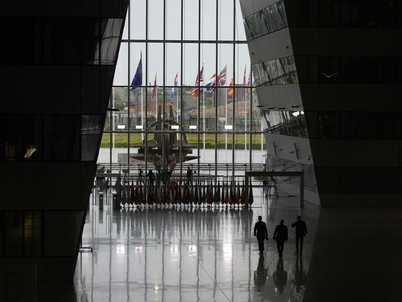 Sollen die Verteidigungsausgaben in allen Nato-Staaten auf fünf Prozent des Bruttoinlandsproduktes (BIP) steigen? - Foto: Virginia Mayo/AP/dpa