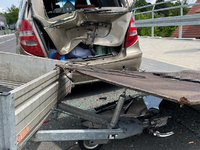 POL-RBK: Overath - Verkehrsunfall mit hohem Sachschaden in Heiligenhaus - Foto: presseportal.de