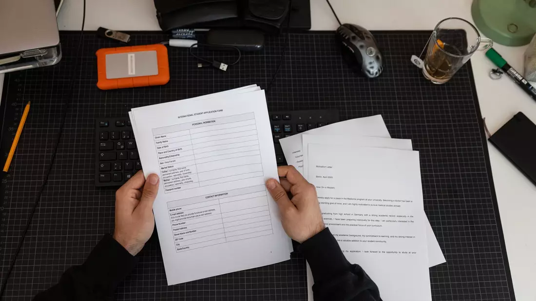 Agenturen helfen bei der Studienbewerbung im Ausland. (Symbolbild) - Bild: Hannes P. Albert/dpa