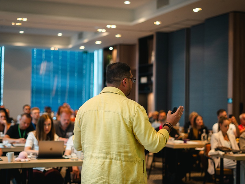 Handwerk goes viral: Wie TikTok und Instagram gegen den Azubi-Mangel wirken - Foto: presseportal.de