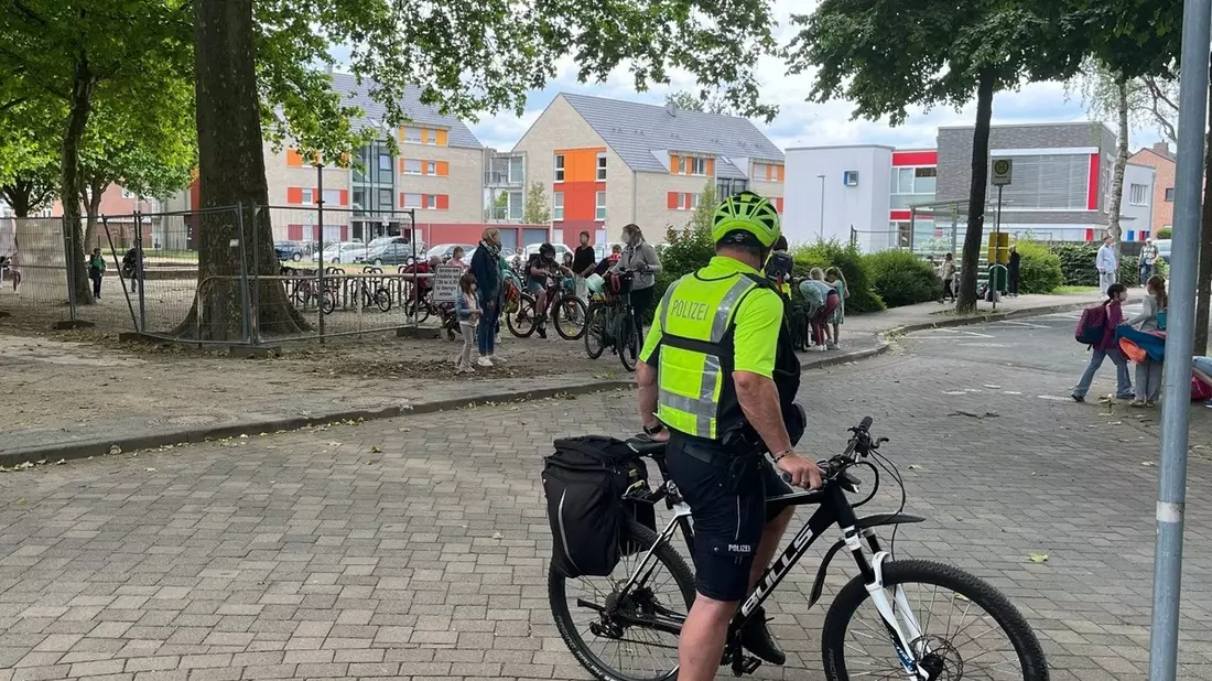 POL-KLE: Bundesweiter Aktionstag sicher.mobil.leben - Kinder im Blick - Bild: presseportal.de