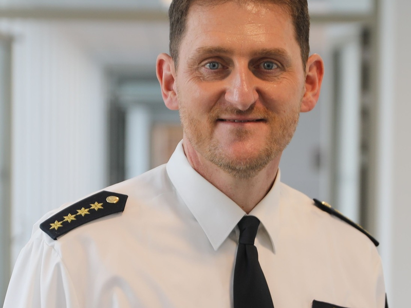 POL-OF: Stefan Kaaden übergibt Staffelstab an Marc Göbel: Führungswechsel bei der Polizeidirektion Offenbach - Foto: presseportal.de