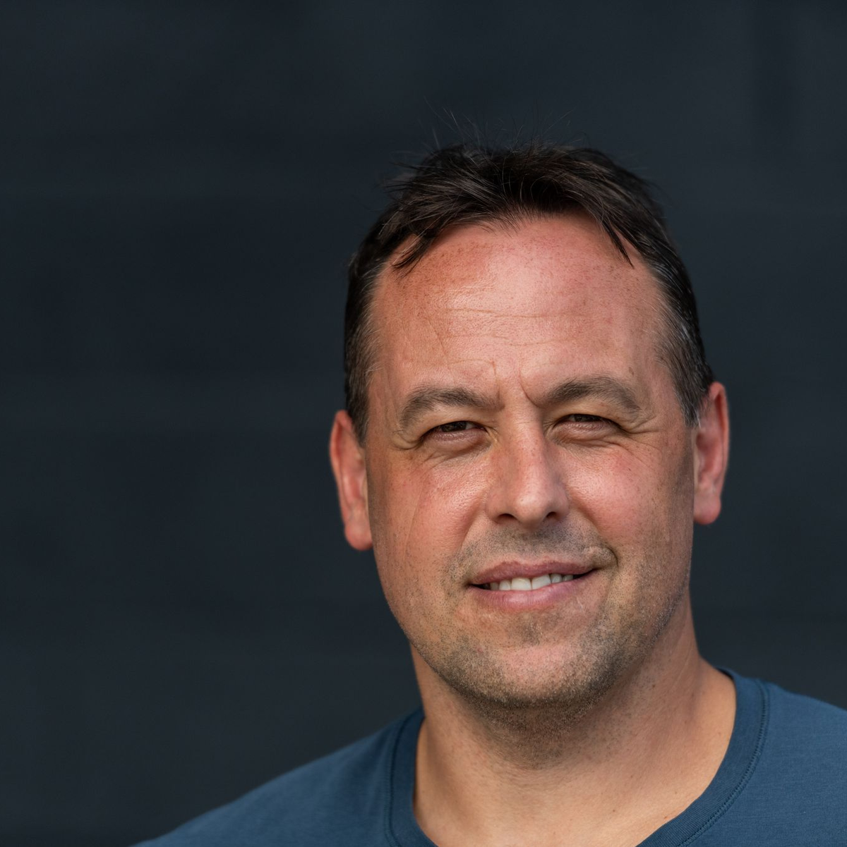 Mit Ex-Bundestrainer Marco Sturm gibt es erstmals einen deutschen NHL-Cheftrainer. - Foto: Maximilian Haupt/dpa