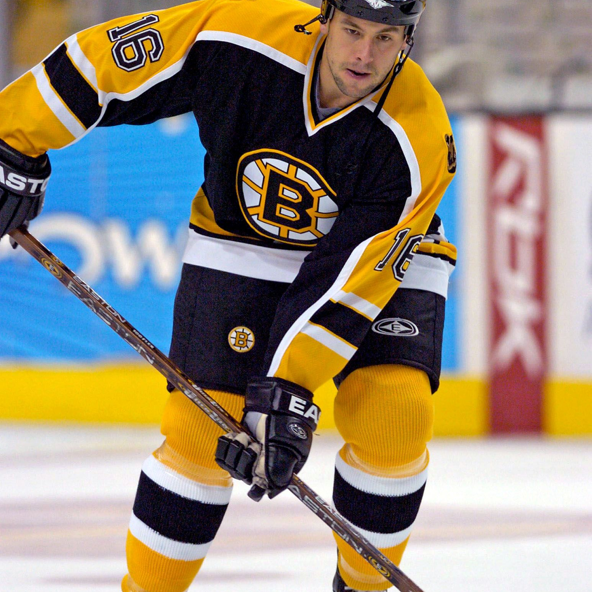 Marco Sturm spielte fünf Jahre für die Boston Bruins. - Foto: Cj Gunther/EPA/dpa
