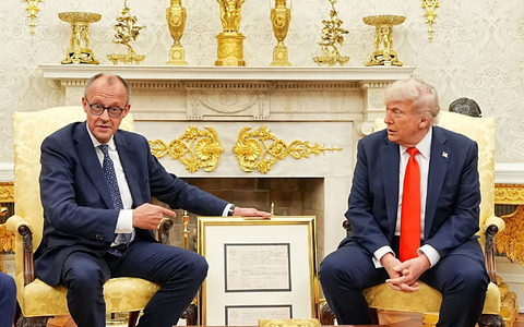 Donald Trump empfing Friedrich Merz mit warmen Worten im Oval Office. - Foto: Michael Kappeler/dpa Pool/dpa Donald Trump empfing Friedrich Merz mit warmen Worten im Oval Office. - Foto: Michael Kappeler/dpa Pool/dpa