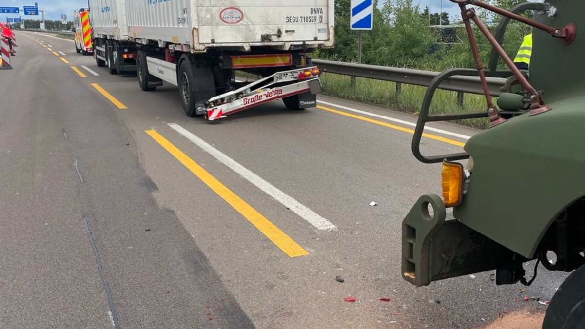 POL-PASTKL: Auffahrunfall mit Militärfahrzeug - Foto: presseportal.de