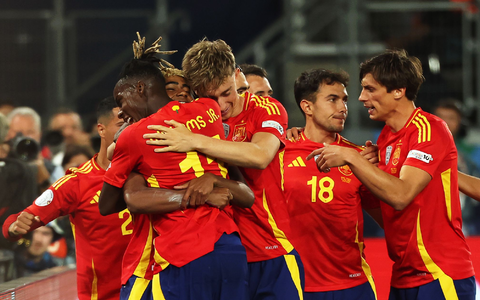 Der ungewöhnliche Endstand: 5:4. - Foto: Christian Charisius/dpa