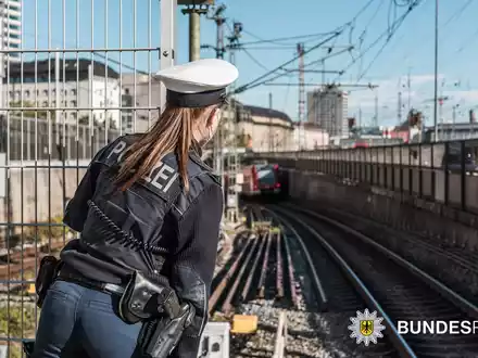 Bundespolizeidirektion München: Mann läuft in S-Bahntunnel / Erhebliche Beeinträchtigungen im S-Bahnverkehr - Foto: presseportal.de