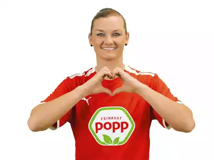 Fußballstar Alexandra Popp bringt Stadion-Feeling in den Supermarkt / Mit Popp Feinkost auf Fan-Tour in NRW - Foto: presseportal.de