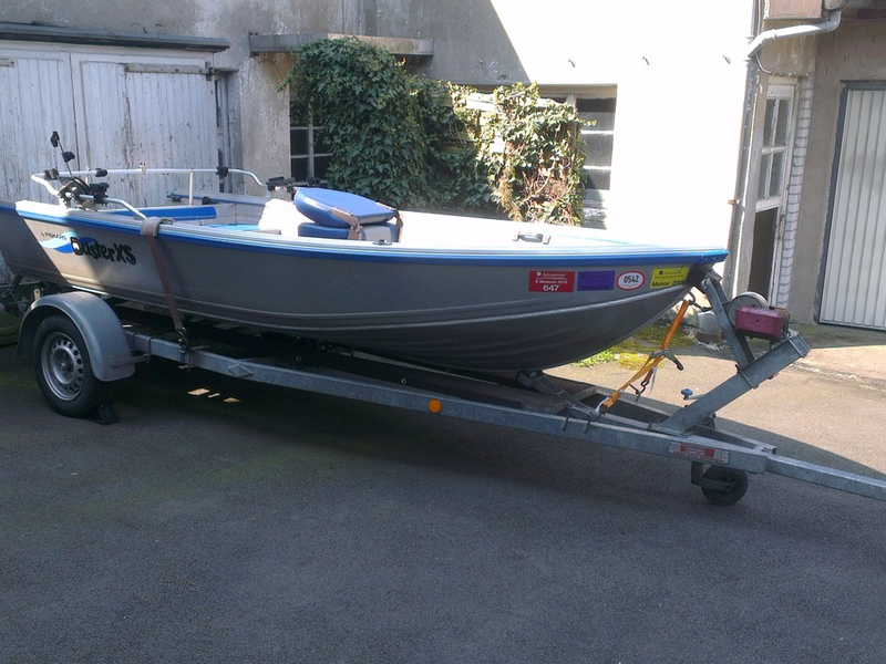 POL-HL: Bosau / Ostholstein Diebstahl eines hochwertigen Ruderbootes - Foto: presseportal.de