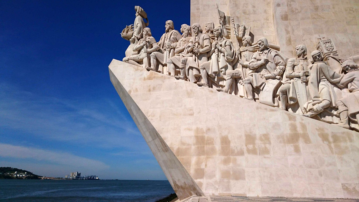 Die mutmaßliche Tat geschah unweit des von Lissabon-Touristen gern besuchten Denkmals der Entdeckungen. (Archivfoto) - Foto: Sabrina Hentschel/dpa