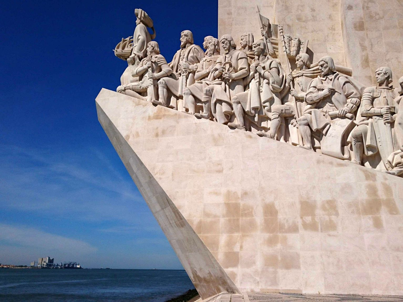 Die mutmaßliche Tat geschah unweit des von Lissabon-Touristen gern besuchten Denkmals der Entdeckungen. (Archivfoto) - Foto: Sabrina Hentschel/dpa