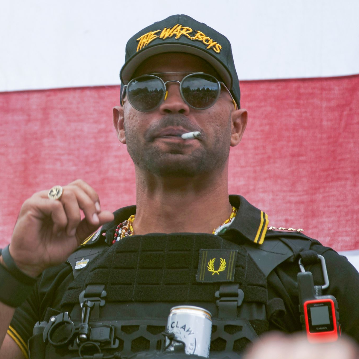 «Proud Boys»-Anführer Henry «Enrique» Tarrio bekam die längste Haftstrafe aller Beteiligten. (Archivbild) - Foto: Allison Dinner/AP/dpa