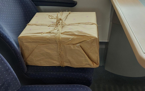 BPOL-HH: Herrenloses Paket sorgte für Einsatzmaßnahmen der Bundespolizei am Bahnhof Altona - Foto: presseportal.de BPOL-HH: Herrenloses Paket sorgte für Einsatzmaßnahmen der Bundespolizei am Bahnhof Altona - Foto: presseportal.de