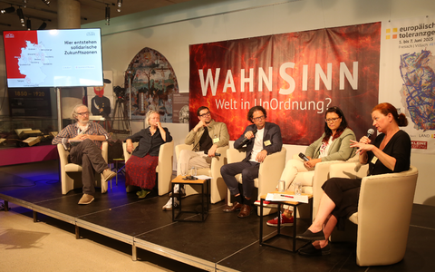 Toleranzgespräche Podium Fresach - Foto: Fotodienst / Gerhard Kampitsch über pressetext.de