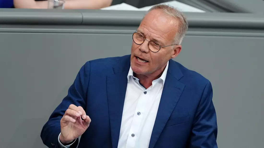 SPD-Fraktionschef Matthias Miersch: «Pauschale Rückweisungen wird es aus meiner Sicht nicht mehr geben können, weil die Gerichte das stoppen werden.» (Archivbild) - Bild: Kay Nietfeld/dpa