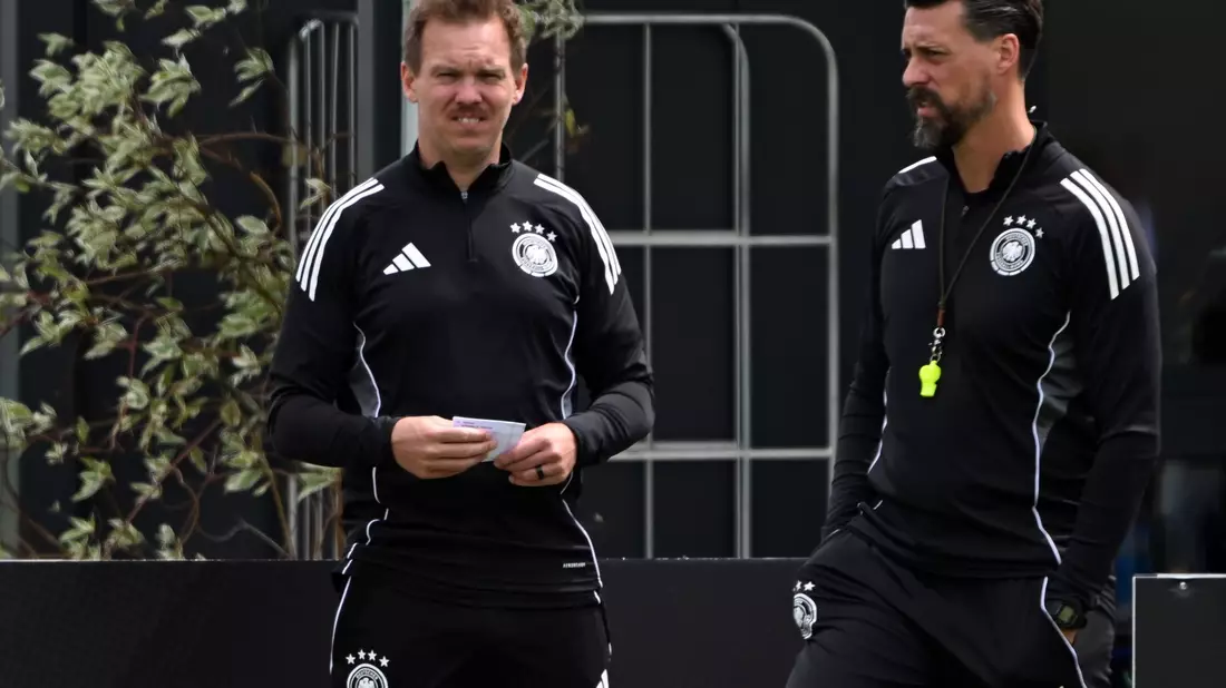 Voller Trainingseinsatz bei Kapitän Joshua Kimmich. - Bild: Federico Gambarini/dpa