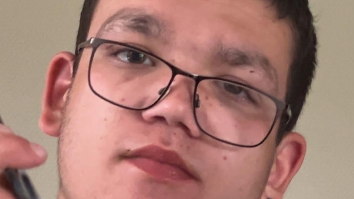 POL-GÖ: (185/2025) Suche nach 18-jährigen Cihan Lukas F. ausgeweitet - erste Befragungen führen zu Hinweisen nach Dransfeld. Ermittler geben Update in der Kleidung des Vermissten bekannt - Foto: presseportal.de