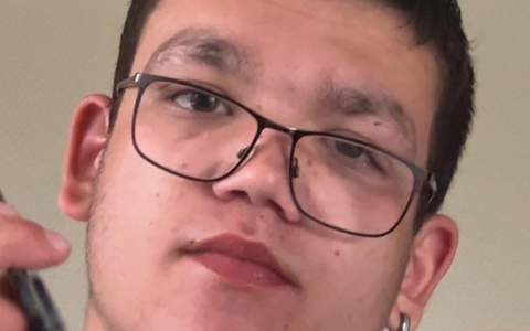 POL-GÖ: (185/2025) Suche nach 18-jährigen Cihan Lukas F. ausgeweitet - erste Befragungen führen zu Hinweisen nach Dransfeld. Ermittler geben Update in der Kleidung des Vermissten bekannt - Foto: presseportal.de