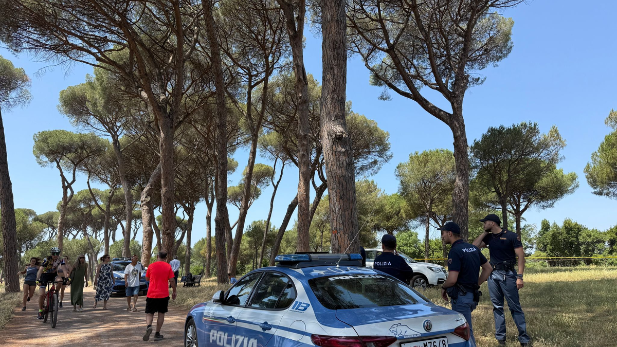 In dem beliebten Park wurden die Leichen einer Frau und eines Kleinkindes entdeckt. - Foto: Christoph Sator/dpa