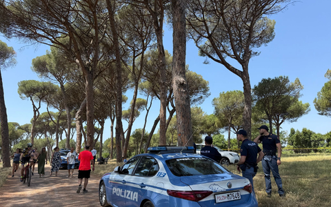 In dem beliebten Park wurden die Leichen einer Frau und eines Kleinkindes entdeckt. - Foto: Christoph Sator/dpa