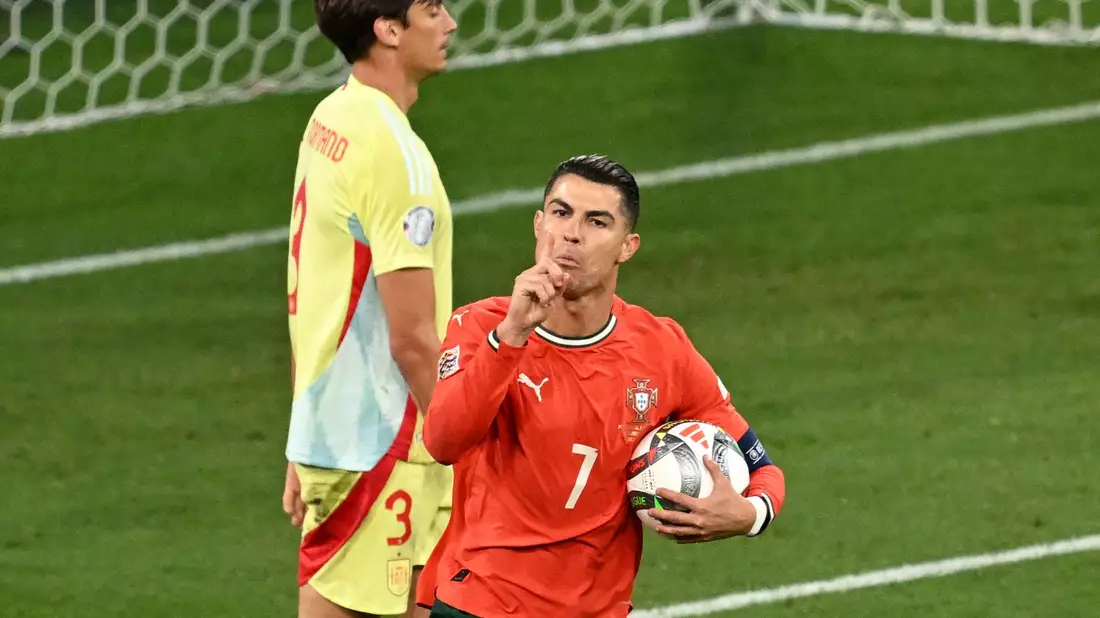 Spanien kommt nicht an die Gala-Vorstellung des Halbfinales heran. - Bild: Sven Hoppe/dpa