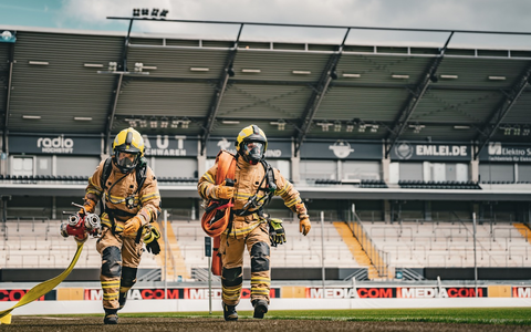 FW-PB: 400 Feuerwehrleute gehen beim Leistungsnachweis an der Home Deluxe-Arena an den Start - Foto: presseportal.de
