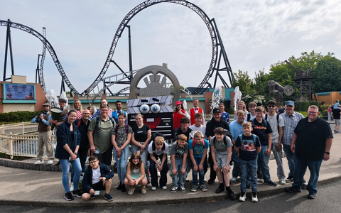 FW-AR: Jugendfeuerwehr Neheim unternimmt unvergesslichen Ausflug in den Movie Park Germany - Foto: presseportal.de FW-AR: Jugendfeuerwehr Neheim unternimmt unvergesslichen Ausflug in den Movie Park Germany - Foto: presseportal.de