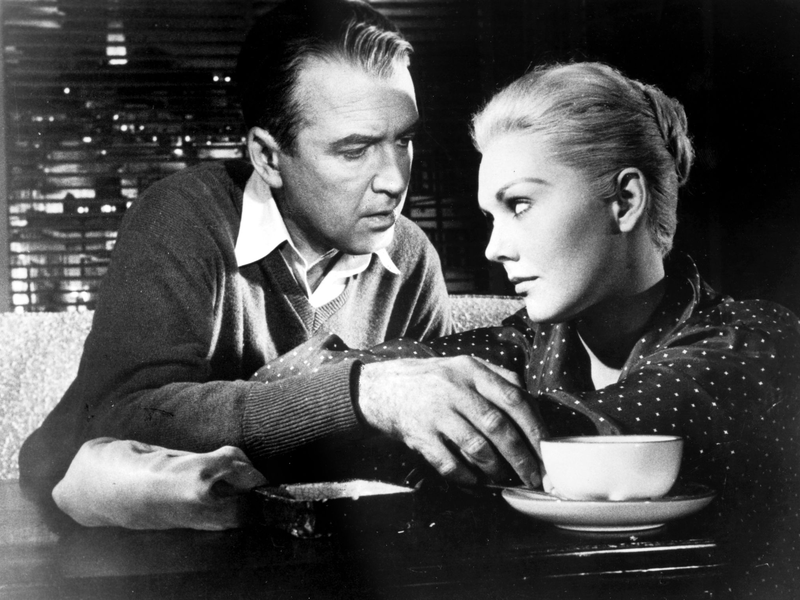 Kim Novak - hier im Hitchcock-Klassiker «Vertigo» - erhält einen Goldenen Löwen für ihr Lebenswerk. (Archivfoto) - Foto: picture alliance / dpa