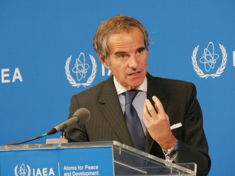 Grossi fordert den Iran eindringlich zur Kooperation auf. - Foto: Albert Otti/dpa