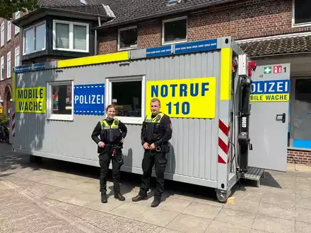POL-STD: 146. Pfingstmarkt in Neukloster - Polizei mit friedlichem Verlauf zufrieden, Kabeltransportanhänger in Buxtehude entwendet - Foto: presseportal.de