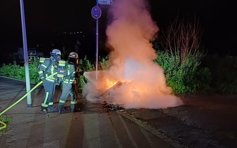 FW-EN: Wetter - Containerbrand am Harkortberg - Foto: presseportal.de