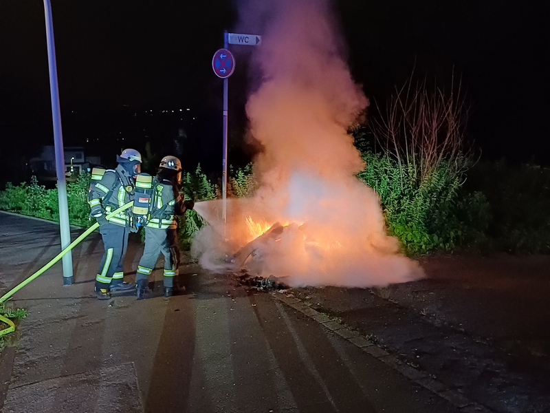 FW-EN: Wetter - Containerbrand am Harkortberg - Foto: presseportal.de