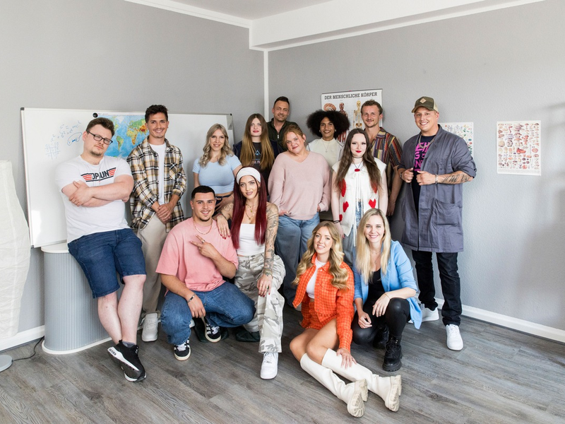 Krass Schule - die jungen Lehrer: Comeback des Kultformats - ab 01. Juli auf RTL+ - Foto: presseportal.de