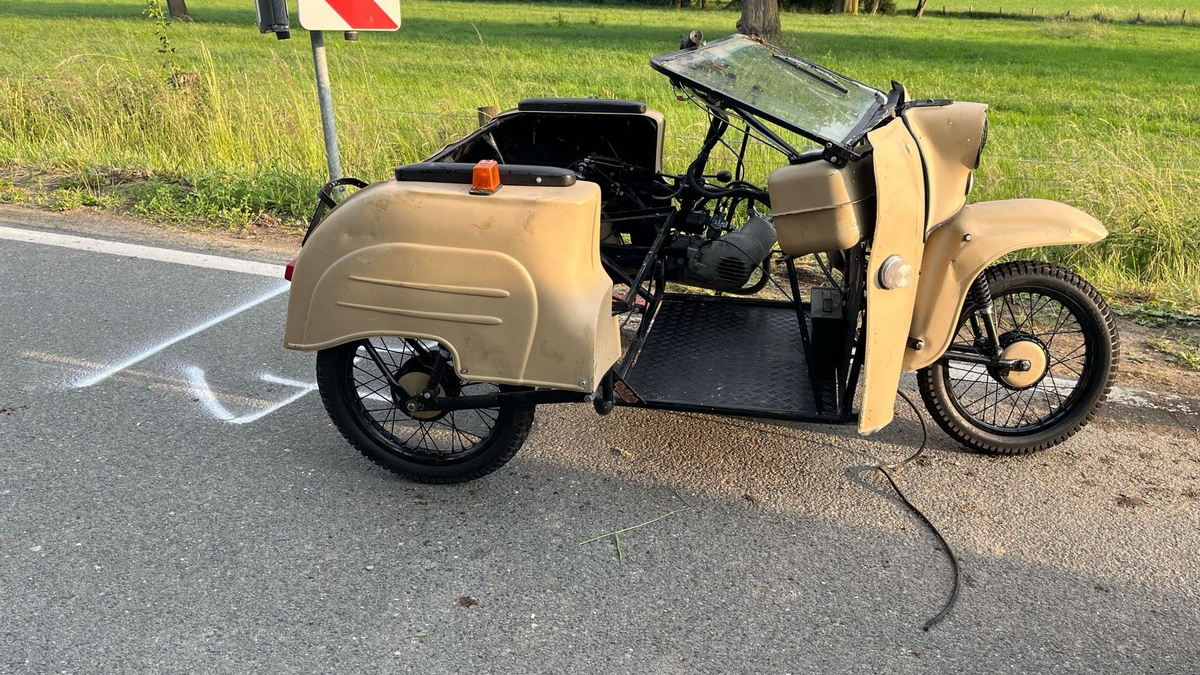POL-COE: Billerbeck, K38/ Dreirädriges Kleinkraftrad kommt von Straße ab - Foto: presseportal.de