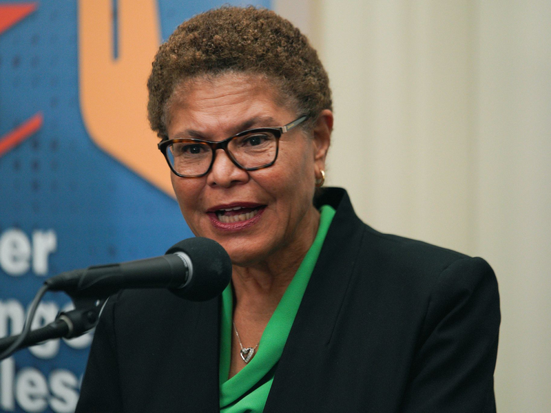 Bürgermeisterin Bass will nicht, dass die von ihr geführte Stadt ein Testfall für Trumps Migrationskurs wird. (Archivbild) - Foto: Richard Vogel/AP/dpa