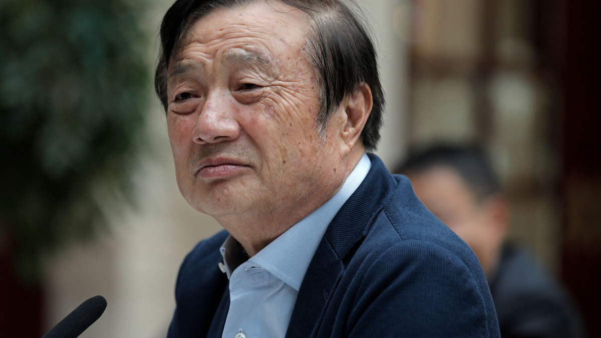 Huawei liegt laut Gründer Ren Zhengfei bei Chips noch eine Generation hinter den USA zurück. (Archivbild).  - Foto: Vincent Yu/AP/dpa