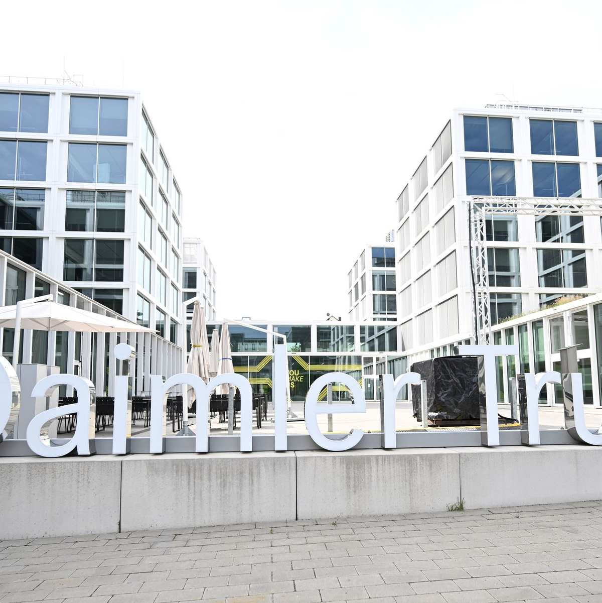 Gesamtbetriebsratschef Brecht: Sparen allein ist keine Strategie. (Archivbild) - Foto: Bernd Weißbrod/dpa