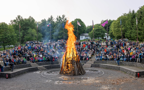 Mit guter Laune im Gepäck geht das bundesweite Pfadfinder*innenlager der DPSG Pfingsten in Westernohe zu Ende - Foto: presseportal.de