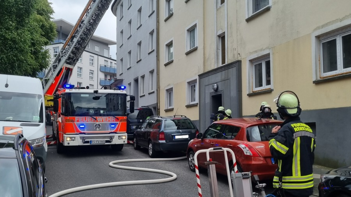 FW-RS: Zimmerbrand in der Remscheider Innenstadt - Foto: presseportal.de