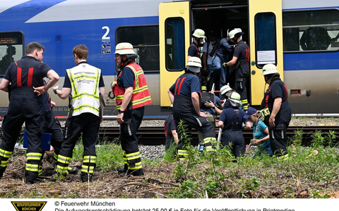 FW-M: Regionalbahn evakuiert (Berg am Laim) - Foto: presseportal.de