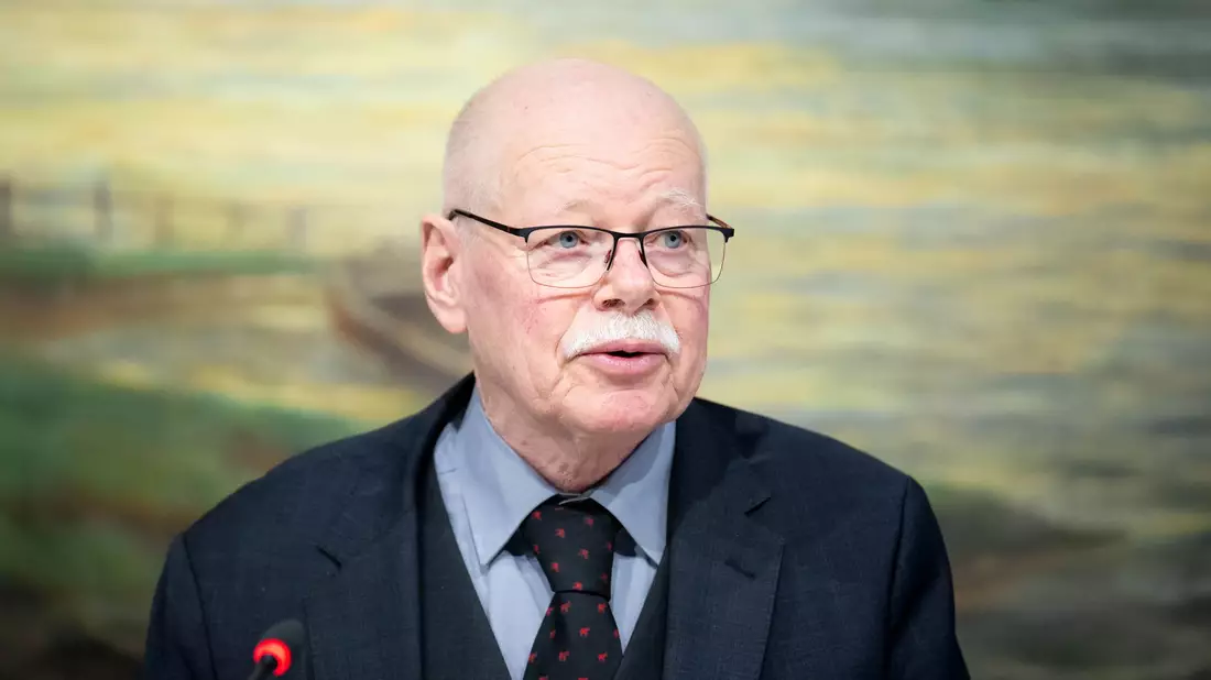 Ulrich Mäurer ist Gastgeber für die Innenministerkonferenz. - Bild: Sina Schuldt/dpa