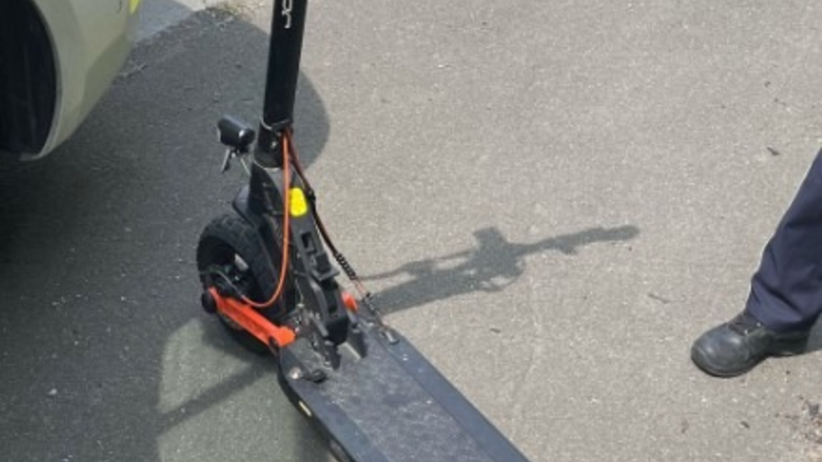 POL-MK: Diebe stehlen E-Scooter eines verunfallten Mannes - Foto: presseportal.de