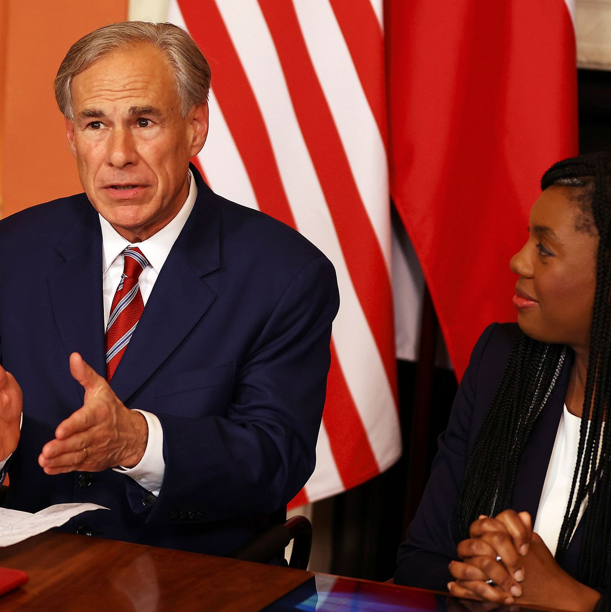 In Texas entschied sich Gouverneur Greg Abbott selbst, die Nationalgarde einzusetzen. (Archivbild) - Foto: Peter Nicholls/Pool Getty Images Europe/AP/dpa